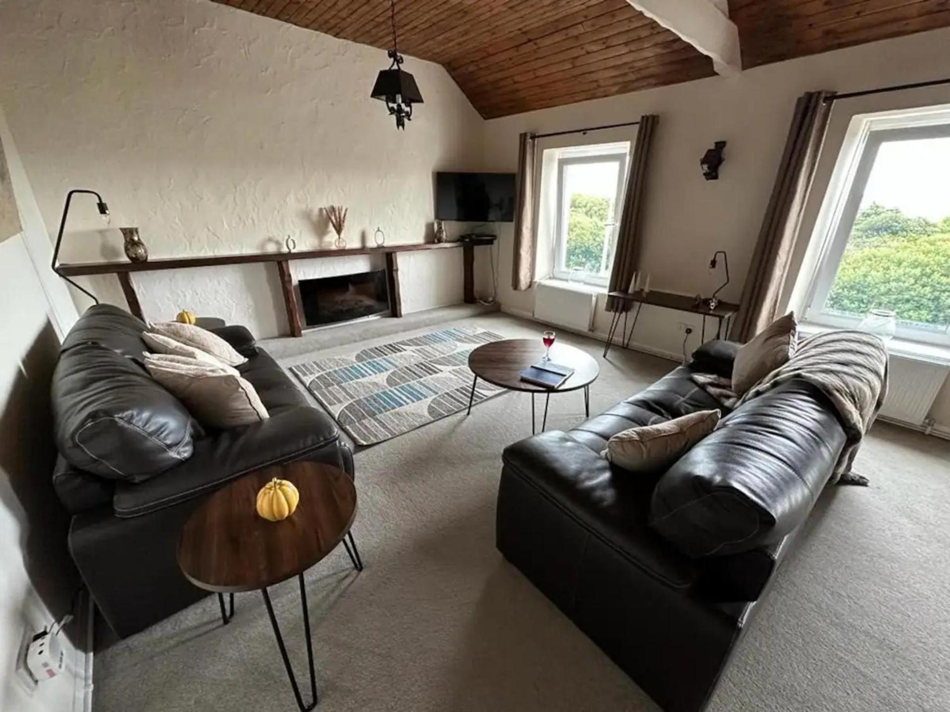 Apartamento 2 Bed-Sleeps 4-Sea View-Pet Friendly-Parking Llanelli Exterior foto